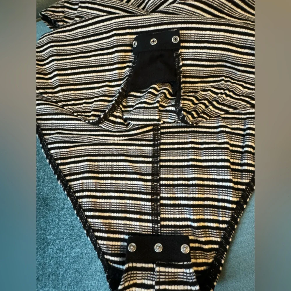 Free People NWT Body Suit Open Back - Picture 3 of 5
